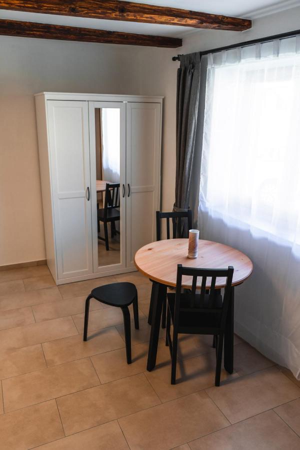 Apartmany Pulgary Bulhary Exterior photo