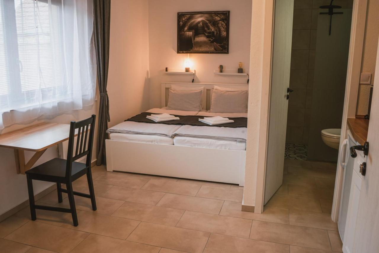 Apartmany Pulgary Bulhary Exterior photo